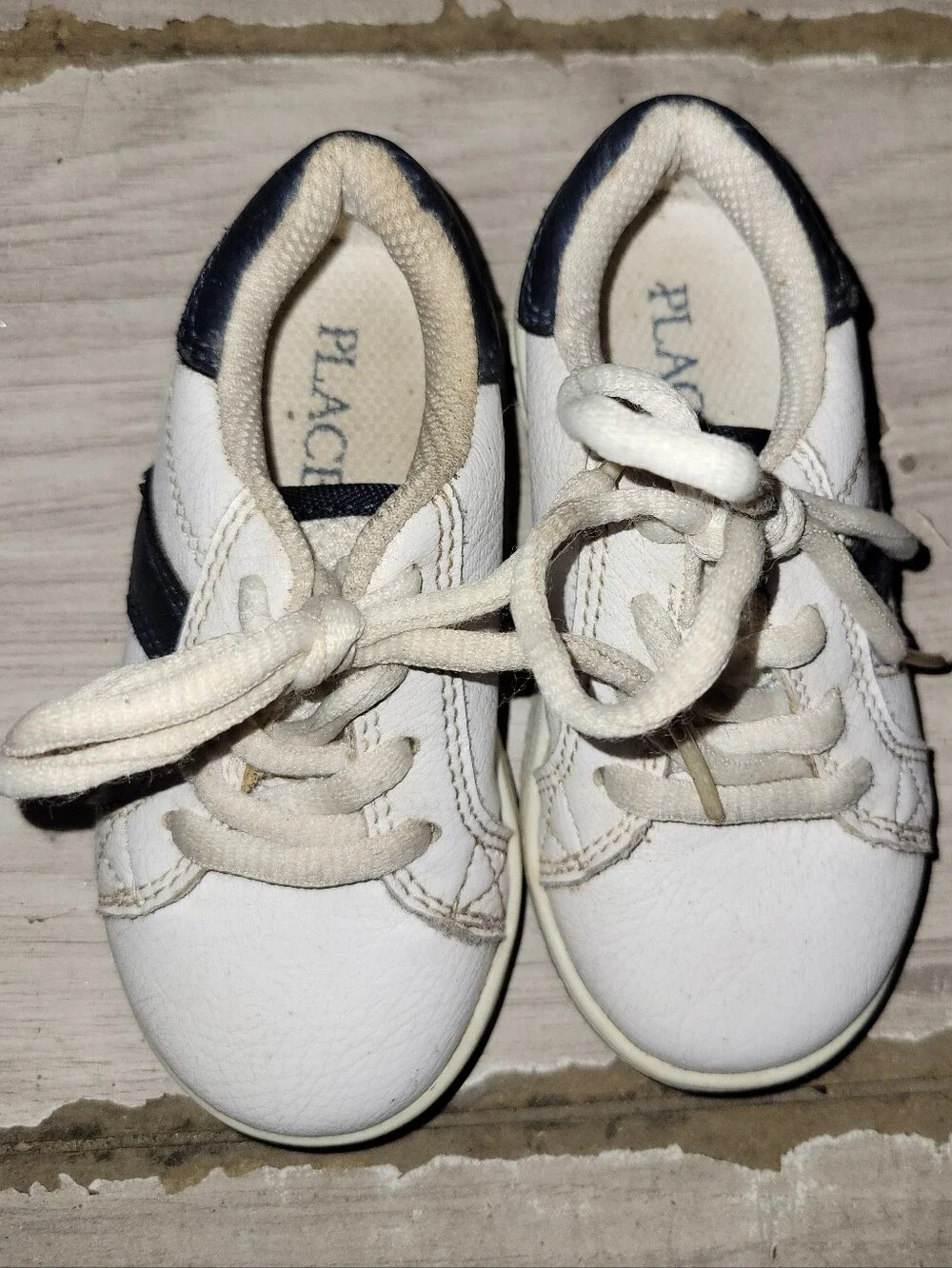 The Children's Place White & Navy Blue Stripe Toddler Sneakers Size 6